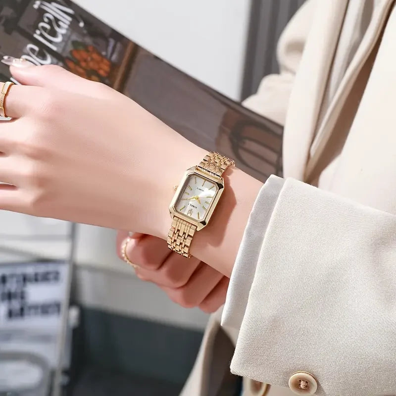 Montre femme cadran carré